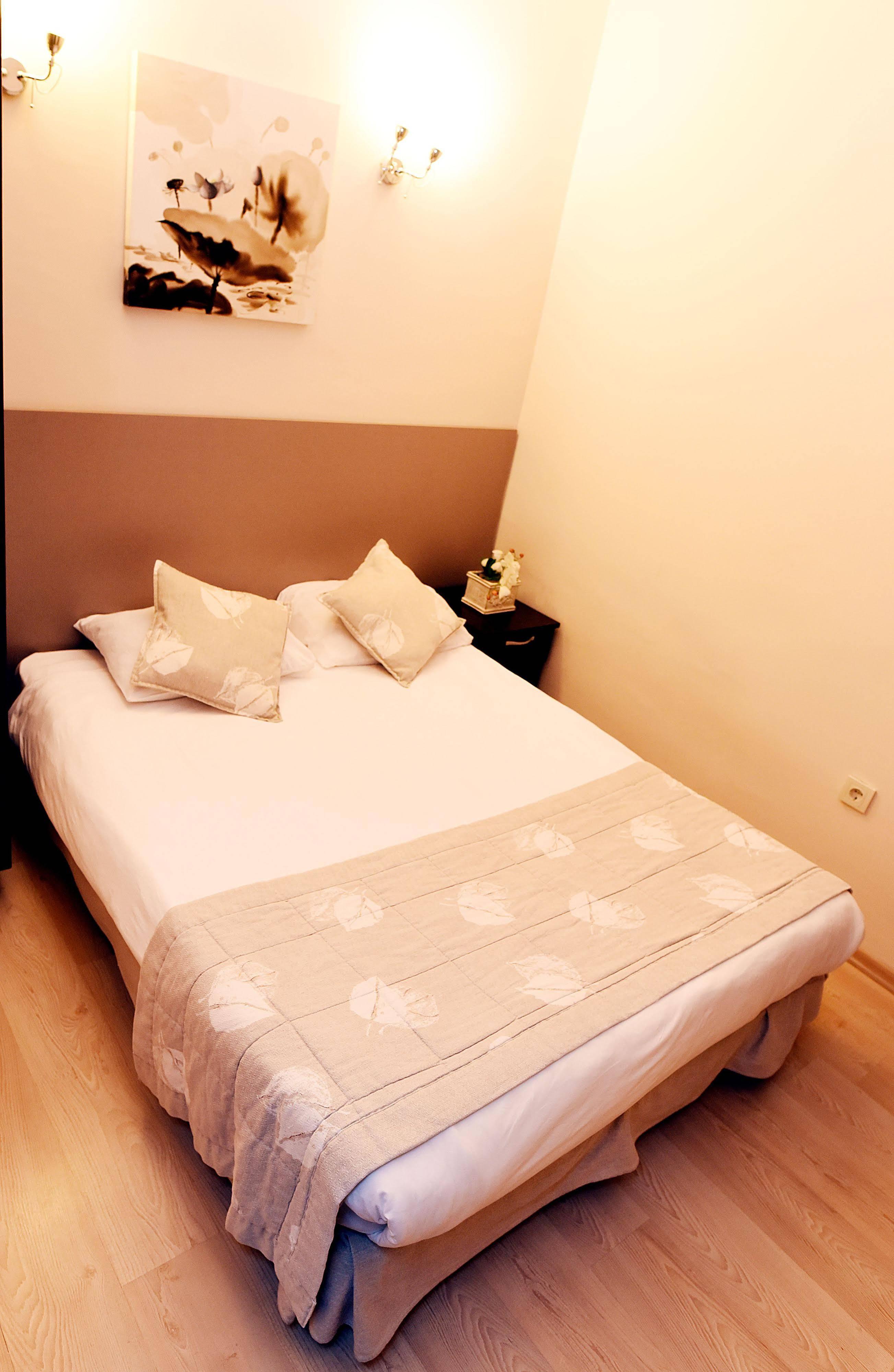 Marine House Boutique Hotel Адалар Екстериор снимка