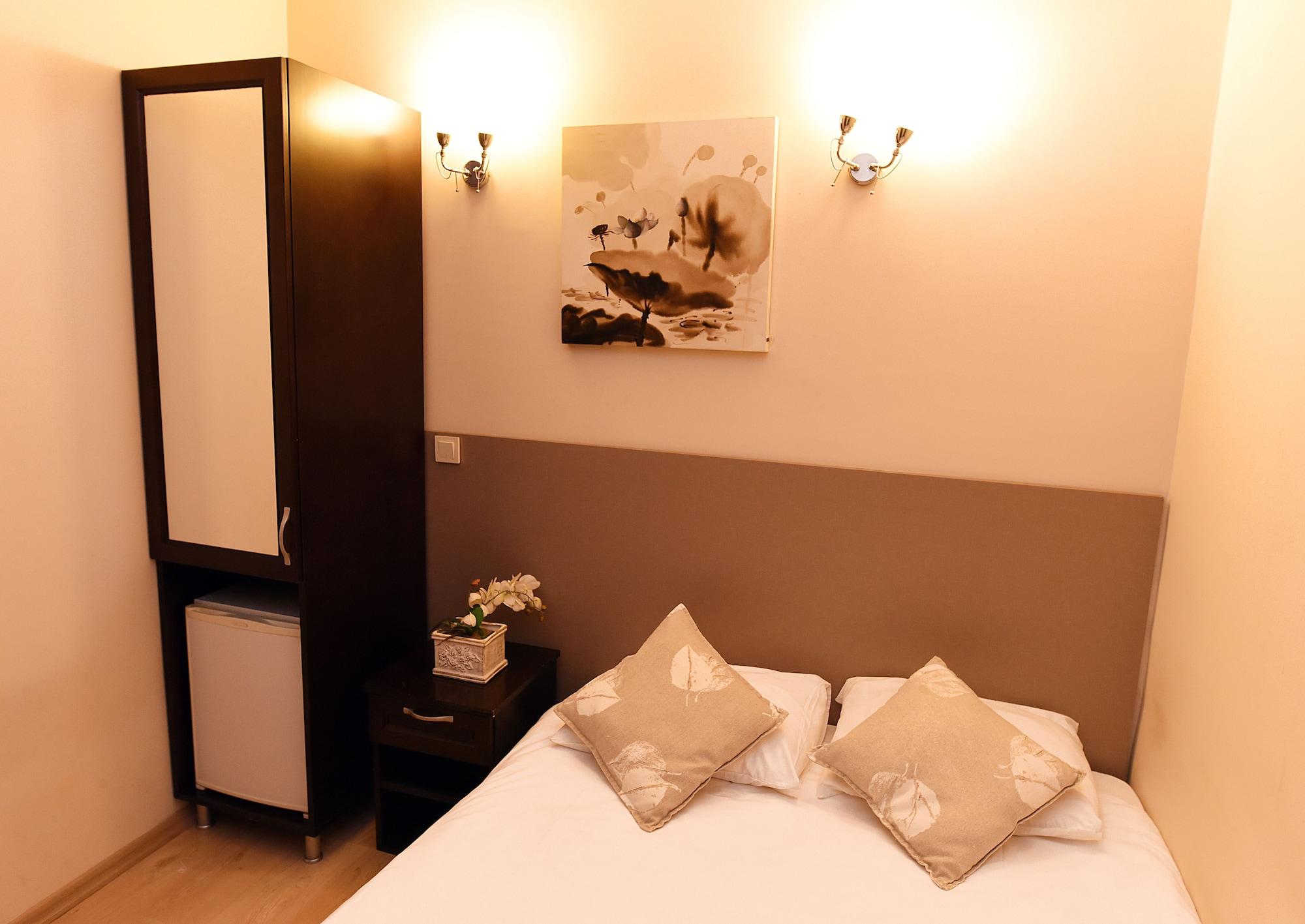 Marine House Boutique Hotel Адалар Екстериор снимка